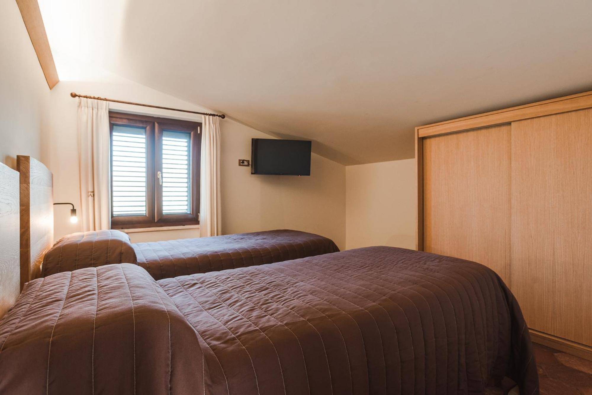 Borgo Vodice Seguire Le Botti - Agriturismo Cantina Sant'Andrea מראה חיצוני תמונה